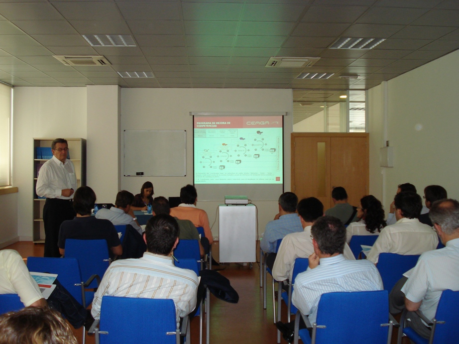 Imagen de la Presentación del Plan de Desarrollo de Expertos Lean en las instalaciones del Cluster.