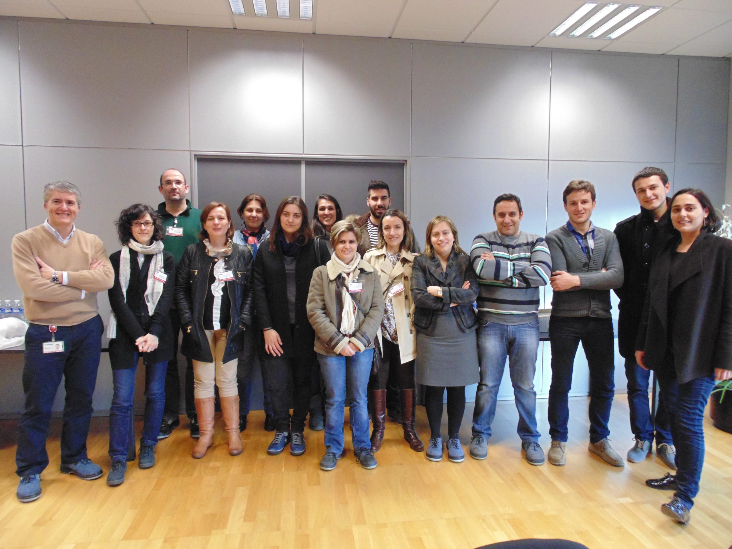 Los alumnos de la Universidad Corporativa visitan la empresa TRW.