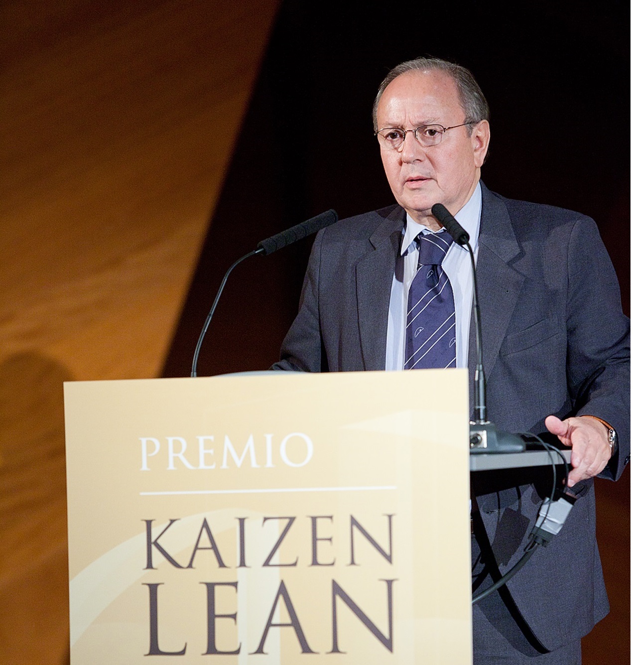 El Presidente de CEAGA, José Luciano Martínez Covelo, en la entrega de los premios Kaizen 2014.