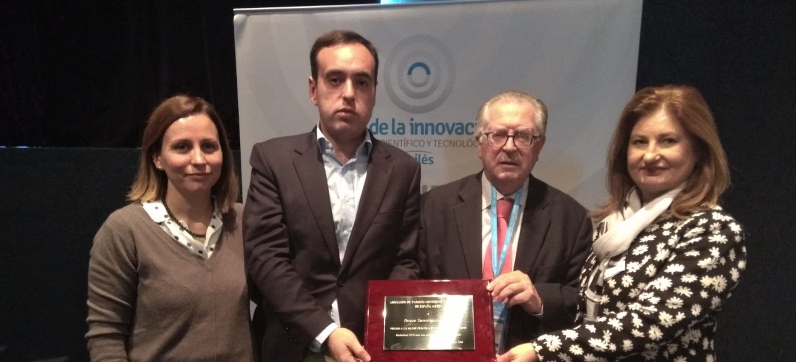 Soledad Díaz (Gerente de APTE), Jorge Gómara (Responsable BFA), Felipe Romera (Presidente de APTE) y Rosa Eguizábal (Directora Promoción Económica de Zona Franca Vigo)